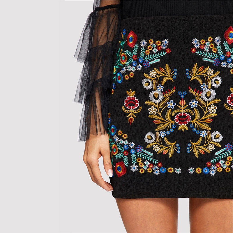 Black Botanical Embroidered Textured Skirt